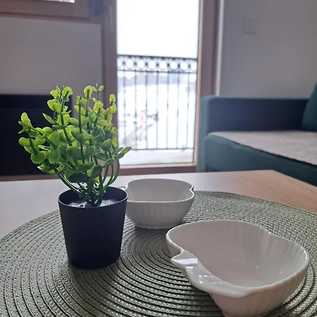 House Apartment *